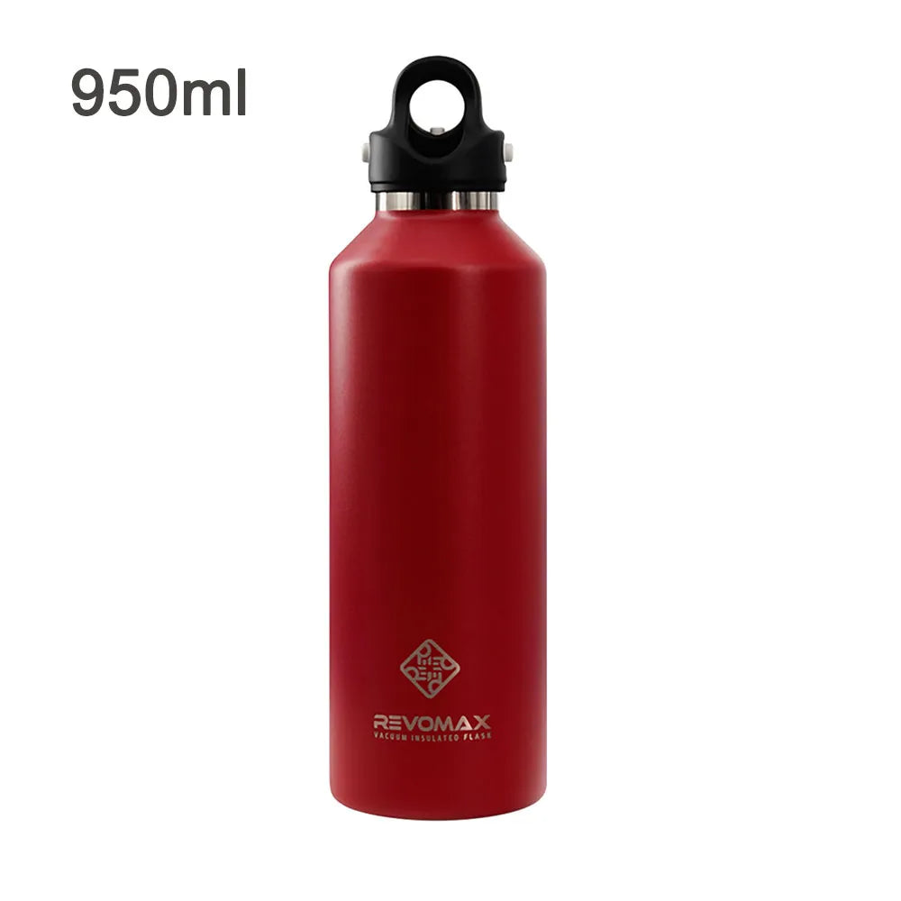 Das Bild zeigt eine rote Edelstahl-Thermosflasche der Marke Revomax mit einem Fassungsvermoegen von 950 ml.